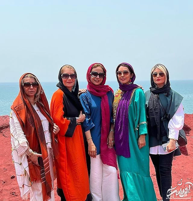 شبنم قلی خانی